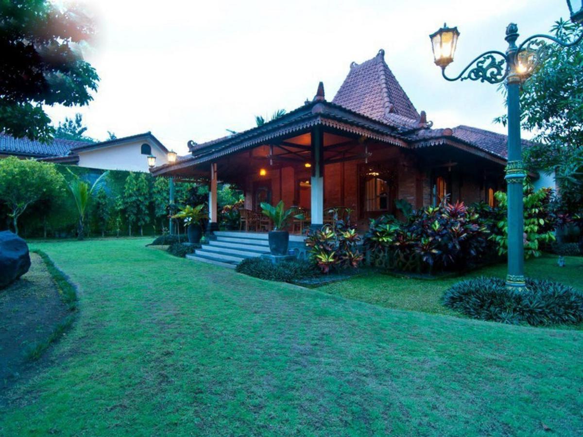 Alam Jogja Resort Mitra Reddoorz Yogyakarta Exterior photo