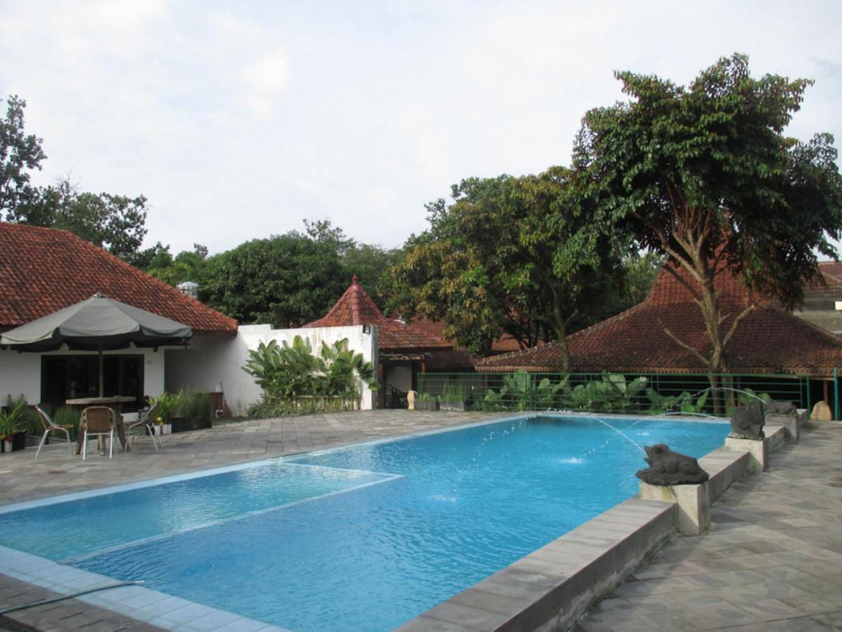 Alam Jogja Resort Mitra Reddoorz Yogyakarta Exterior photo