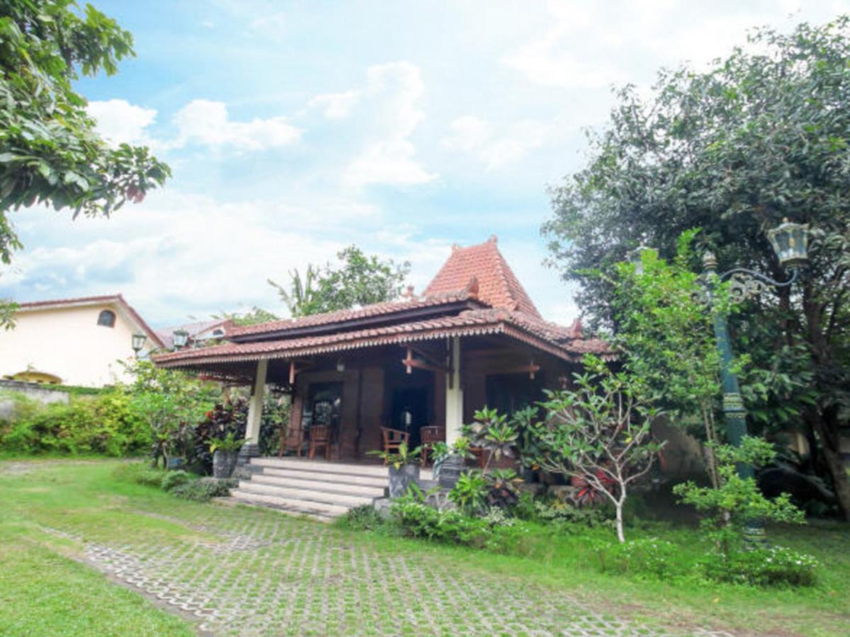 Alam Jogja Resort Mitra Reddoorz Yogyakarta Exterior photo