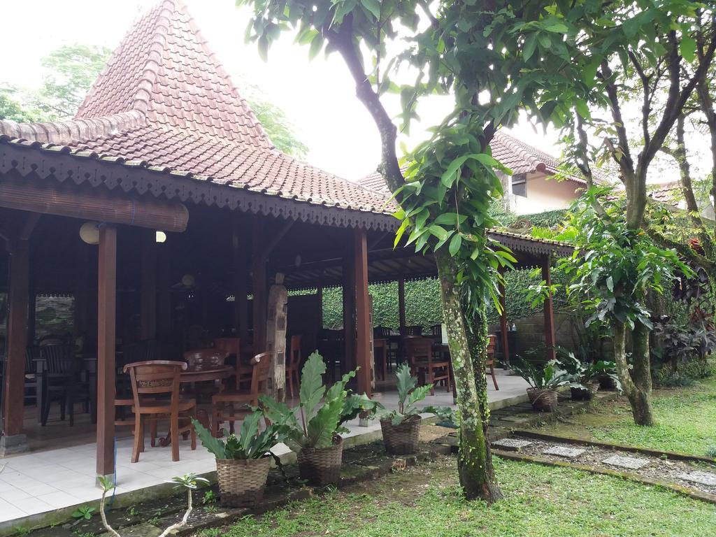 Alam Jogja Resort Mitra Reddoorz Yogyakarta Exterior photo