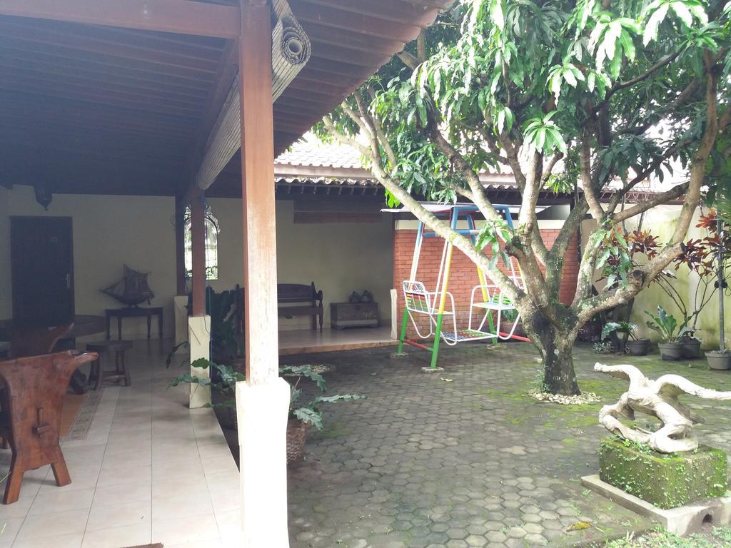 Alam Jogja Resort Mitra Reddoorz Yogyakarta Exterior photo