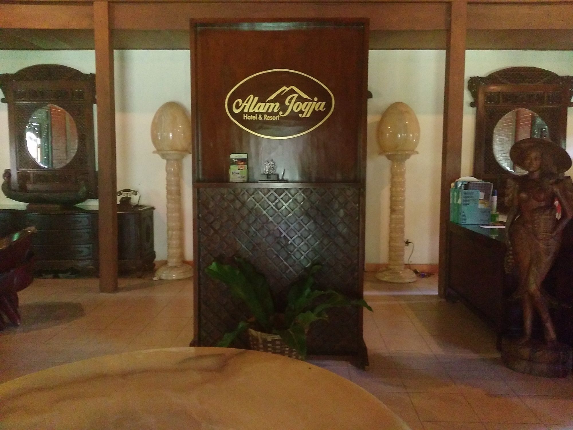 Alam Jogja Resort Mitra Reddoorz Yogyakarta Exterior photo
